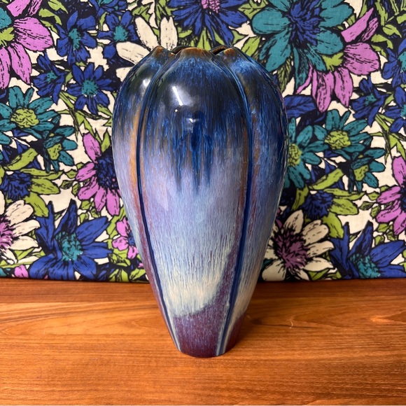 SOLD Bill Campbell Signed Art Pottery Drip Glaze Vase 12.5” Scalloped Rim - Picture 5 of 8